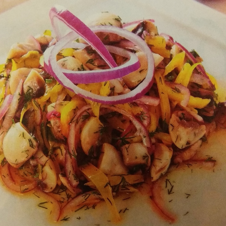 Грибной салат в маринаде