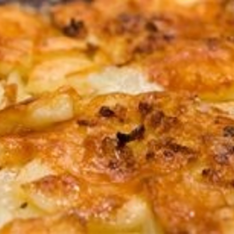 Картофель с грибами и соусом «Бешамель»