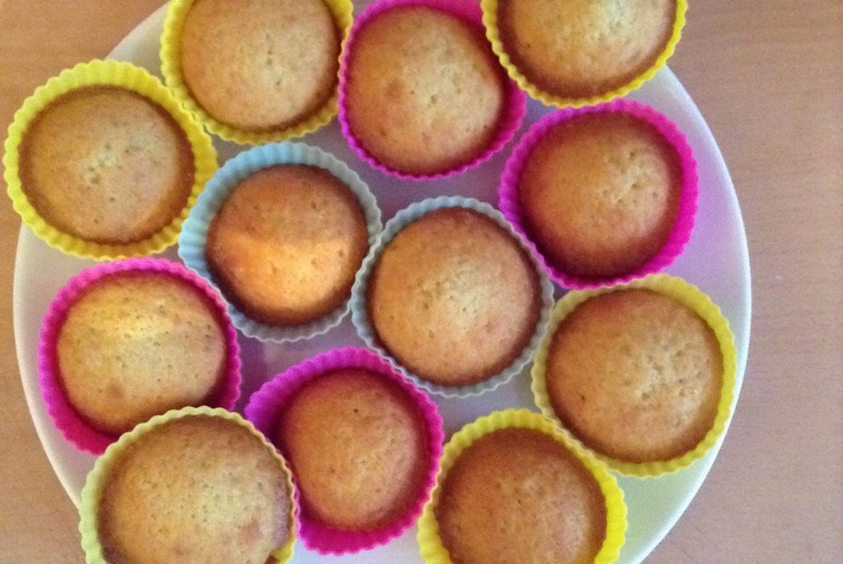 Фото рецепта Маффины с апельсиновым соком и цедрой