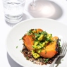 Фотография рецепта Батат с кремом из авокадо и диким рисом автор Еда