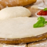 Фотография рецепта Быстрое бездрожжевое тесто для пиццы автор Yunika Nadolskaya