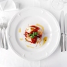 Фотография рецепта Фаршированные кальмары на тартаре из томатов автор Еда