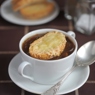 Фотография рецепта Французский луковый суп с тимьяном и сырными тостами автор HotpointAriston