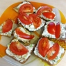 Фотография рецепта Горячие бутерброды с брынзой помидорами и зеленью автор Татьяна Петрухина