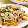 Фотография рецепта Хрустящий куриный салат с огурцами и сухариками автор Lena