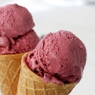 Фотография рецепта Ягодное мороженое в вафельном рожке автор Анна Древинская