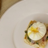 Фотография рецепта Яйцо пашот с белой спаржей и голландским соусом автор FOODTV