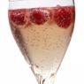 Фотография рецепта Коктейль на День святого Валентина с шампанским и малиной автор maximsemin