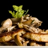 Фотография рецепта Кростини с грибами и тимьяном автор Masha Potashova