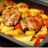 Фотография рецепта Курица маринованная в кефире запеченная с картофелем и травами автор Елена