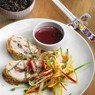 Фотография рецепта Курица с овощной лапшой и соусом из можжевельника автор Еда