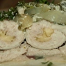 Фотография рецепта Куриные рулеты с сыром запеченные с луком зеленью и сливками автор Светлана Горелова