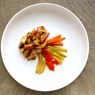 Фотография рецепта Куриные слайсы с тушеными овощами автор Алиса