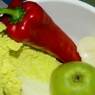 Фотография рецепта Легкий салат из пекинской капусты с яблоками и болгарским перцем автор Маргарита