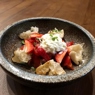 Фотография рецепта Летний салат с клубникой и помидорами автор Еда