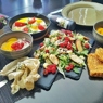 Фотография рецепта Летний салат с персиком куриным филегриль и малиной автор Я Г