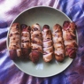 Фотография рецепта Маленькие сосиски в полосках слоеного теста автор Вероника Белогруд