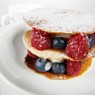 Фотография рецепта Мильфей с ягодами и медовым мороженым автор Еда