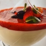 Фотография рецепта Мусс из йогурта с оливковым маслом и ягодным компотом автор Tatiana Shagina