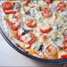 Фотография рецепта Пицца поитальянски с помидорами черри и двумя видами сыра автор Любовь Иванова