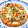 Фотография рецепта Пицца с рыбой грибами и зеленым горошком автор Masha Potashova