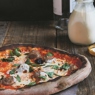 Фотография рецепта Пицца с сосисками и водочным соусом автор Еда