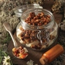 Фотография рецепта Ромашковая дрожалка с карамельными орехами и облепихой автор Еда