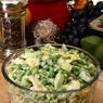 Фотография рецепта Салат из цыпленка с картофелем зеленым горошком и лесными орехами автор Masha Potashova