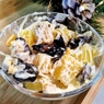 Фотография рецепта Салат из курицы с ананасами грибами и сыром автор Еда