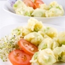Фотография рецепта Салат из молодого картофеля с лукомшалотом и заправкой из уксуса и оливкового масла автор Саша Давыденко