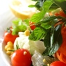 Фотография рецепта Салат из разноцветных черри с кукурузой и базиликом автор Masha Potashova