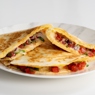 Фотография рецепта Сэндвич на завтрак с омлетом помидорами и сыром автор Еда