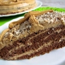 Фотография рецепта Шоколадный бисквитный торт с кремом из сгущенного молока автор Алена