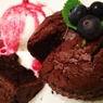 Фотография рецепта Шоколадный кекс с жидкой начинкой автор Екатерина Василькова
