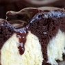 Фотография рецепта Шоколадный пирог с творожными шариками автор Маргарита