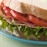 Фотография рецепта Сэндвич с беконом салатом и томатами автор maximsemin