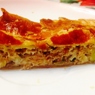 Фотография рецепта Слоеный пирог с тунцом лукомпореем и солеными огурцами автор Anastasia Yarovaya