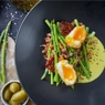 Фотография рецепта Спаржа на гриле с беконом и хрустящим яйцомпашот автор Мария Ерке