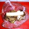 Фотография рецепта Свиные рулеты фаршированные шампиньонами и грушей автор Екатерина Луценко