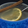 Фотография рецепта Теплый домашний лимонад с корицей автор Саша Давыденко
