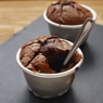Фотография рецепта Теплое шоколадное суфле с фисташковым мороженым автор Саша Давыденко
