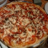 Фотография рецепта Тонкая пицца с салями помидорами и сладким перцем автор Надежда Овчинникова