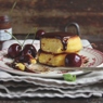 Фотография рецепта Ванильные сырники с шоколадным соусом и черешней автор Анна Курзаева
