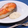 Фотография рецепта Закуска из лосося с соусом тартар и розовым перцем автор maximsemin