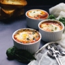 Фотография рецепта Запеченные яйца с сыром томатами и базиликом автор Ulyana Kunevich