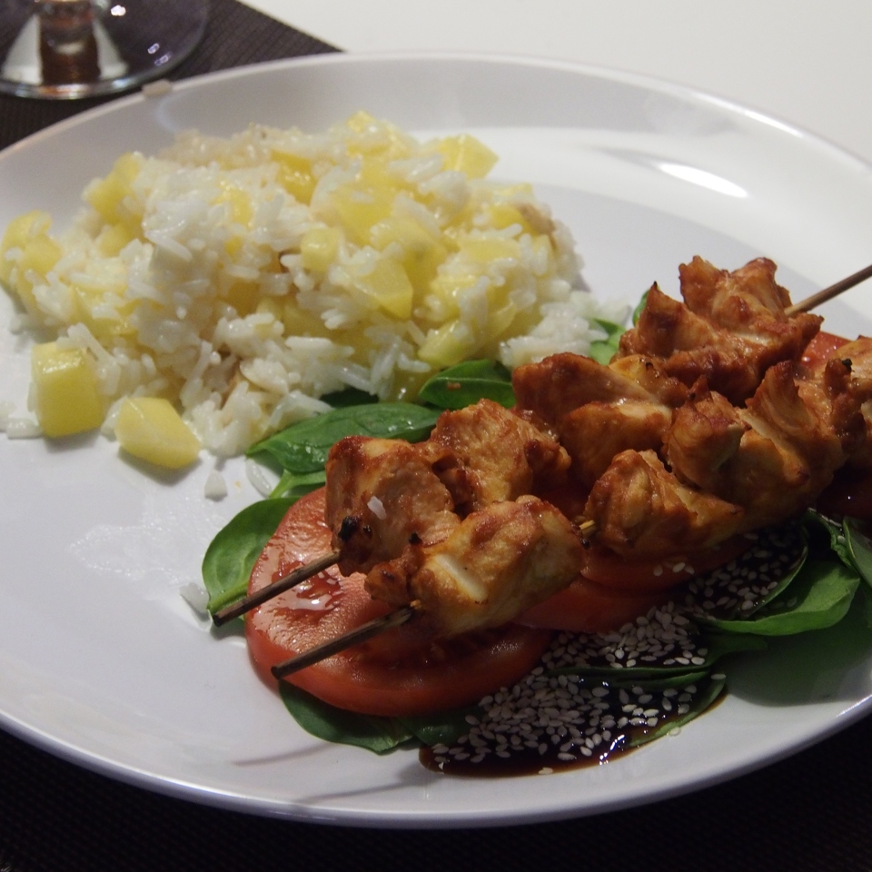 Балинезийское соте из курицы с рисом и ананасами