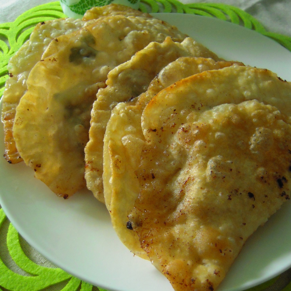 Чебуреки классические с мясом