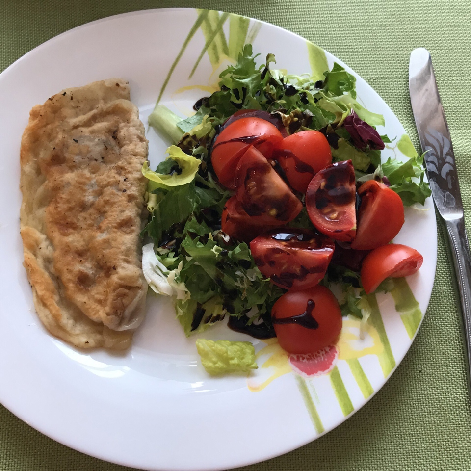 Чебуреки с мясом и зеленью