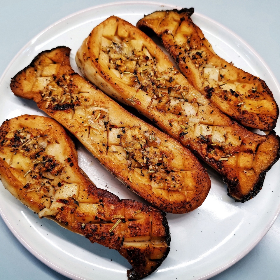 Эринги, жаренные в чесночном масле