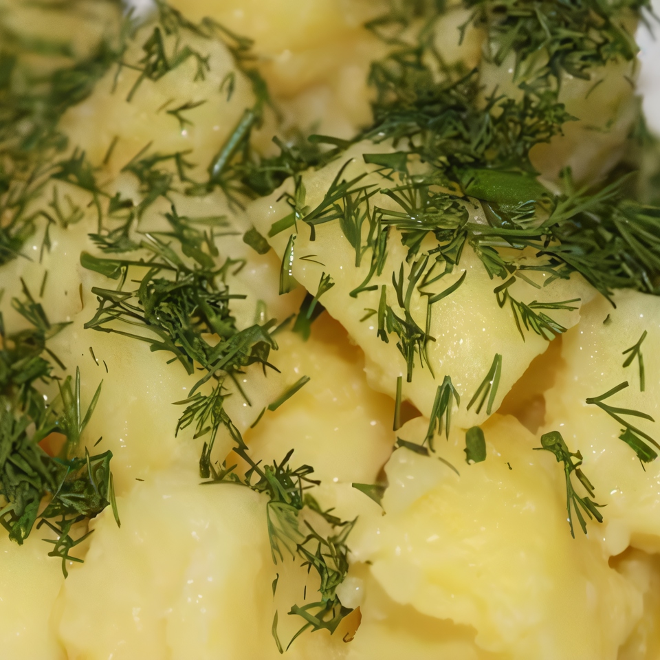 Картофельный салат с укропом